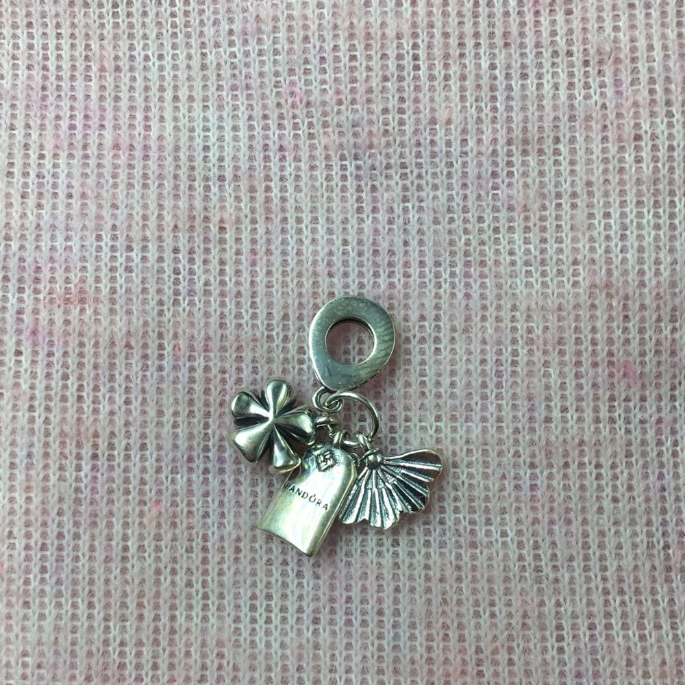 Japanese Sakura Omamori & Fan Dangle Charm - Picture 4 of 4